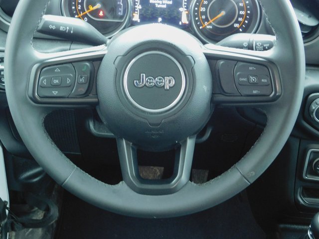 Used 2023 Jeep Gladiator Willys image 15