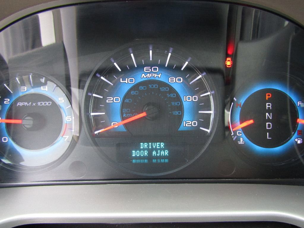 Used 2012 Ford Fusion SE FWD image 18