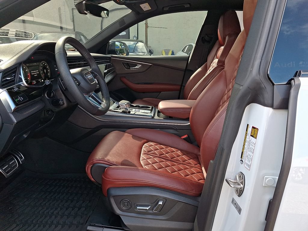 Used 2025 Audi SQ8 Premium Plus AWD/4WD image 14