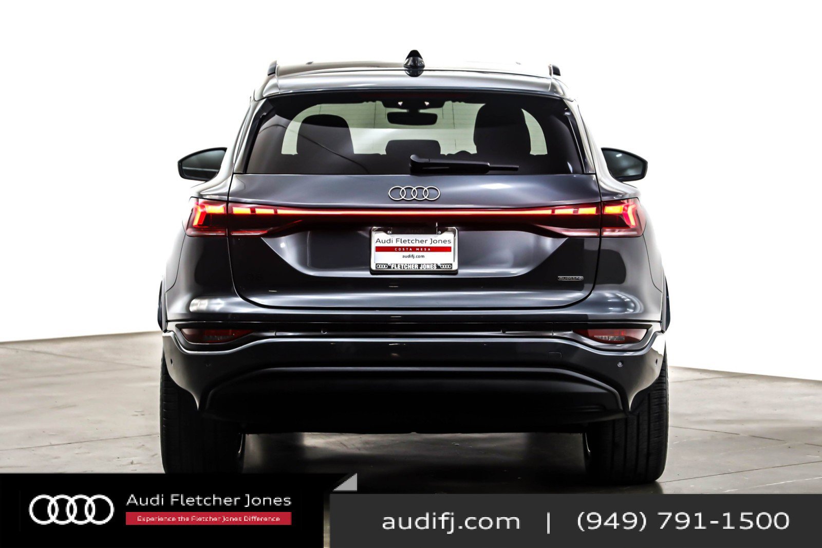 Used 2025 Audi Q6 e-tron Premium w/ Convenience Package image 4