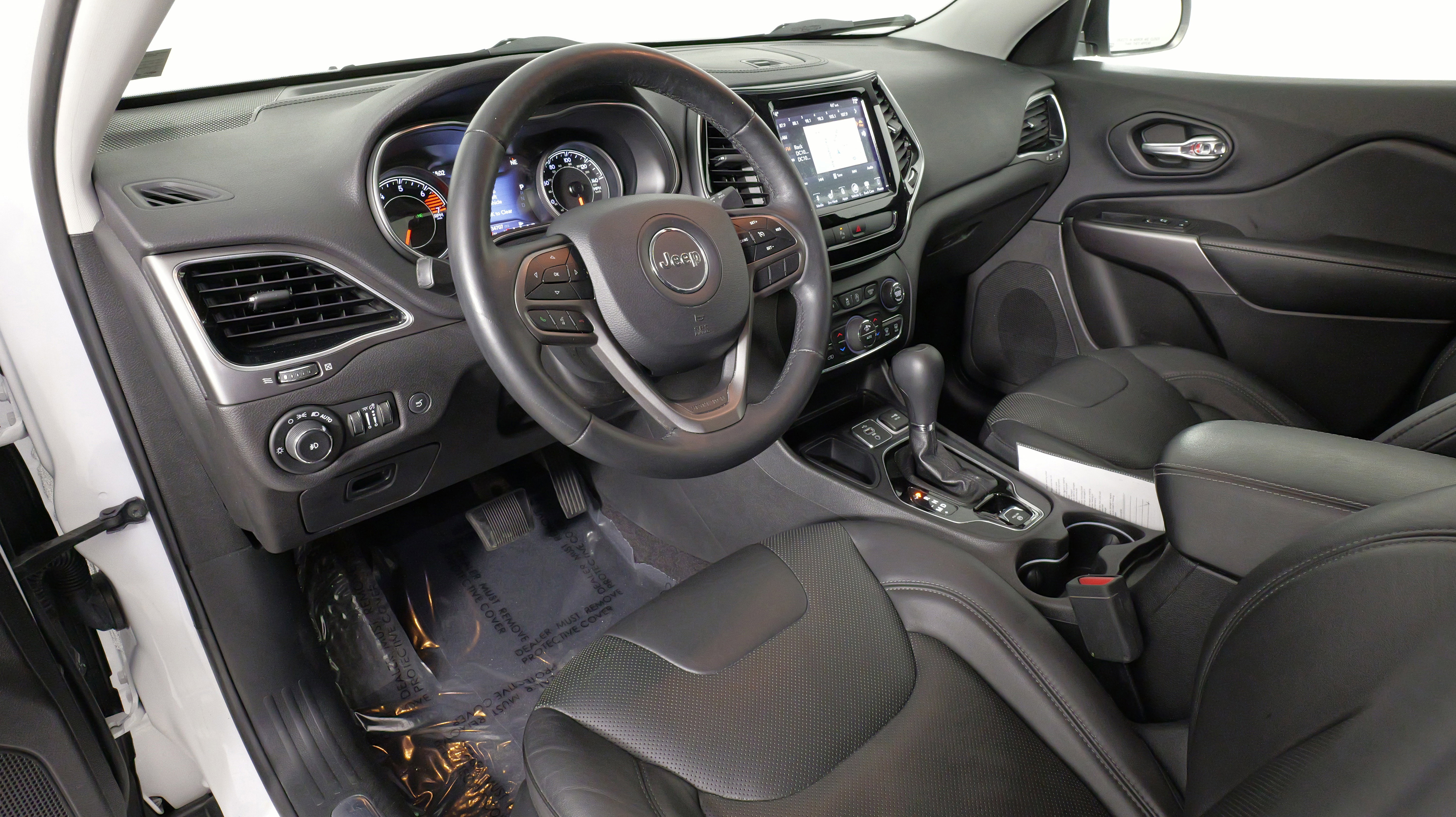 Used 2019 Jeep Cherokee Limited image 26