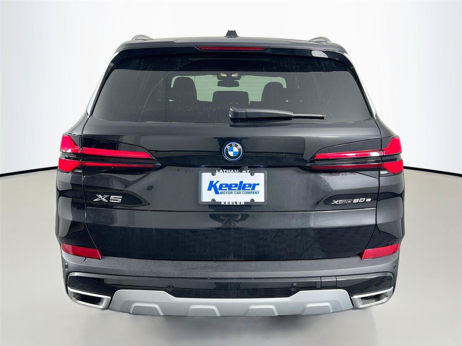 New 2026 BMW X5 xDrive50e w/ Premium Package AWD/4WD image 5