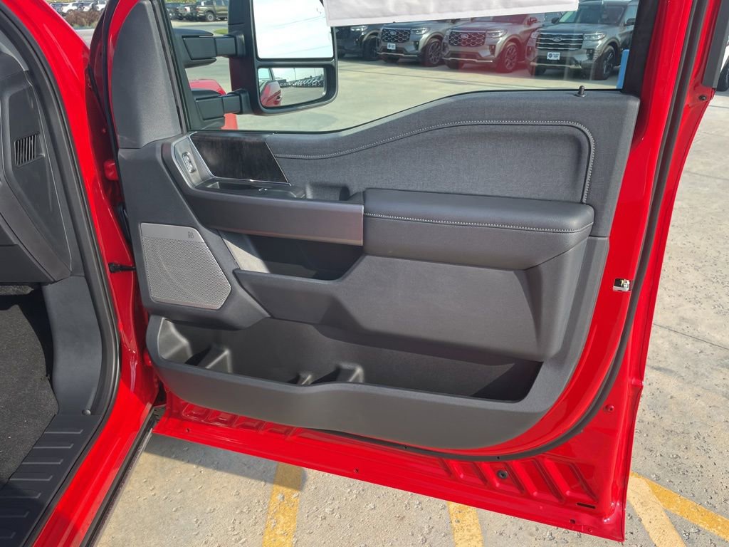 New 2025 Ford F250 Lariat w/ Lariat Ultimate Package image 25