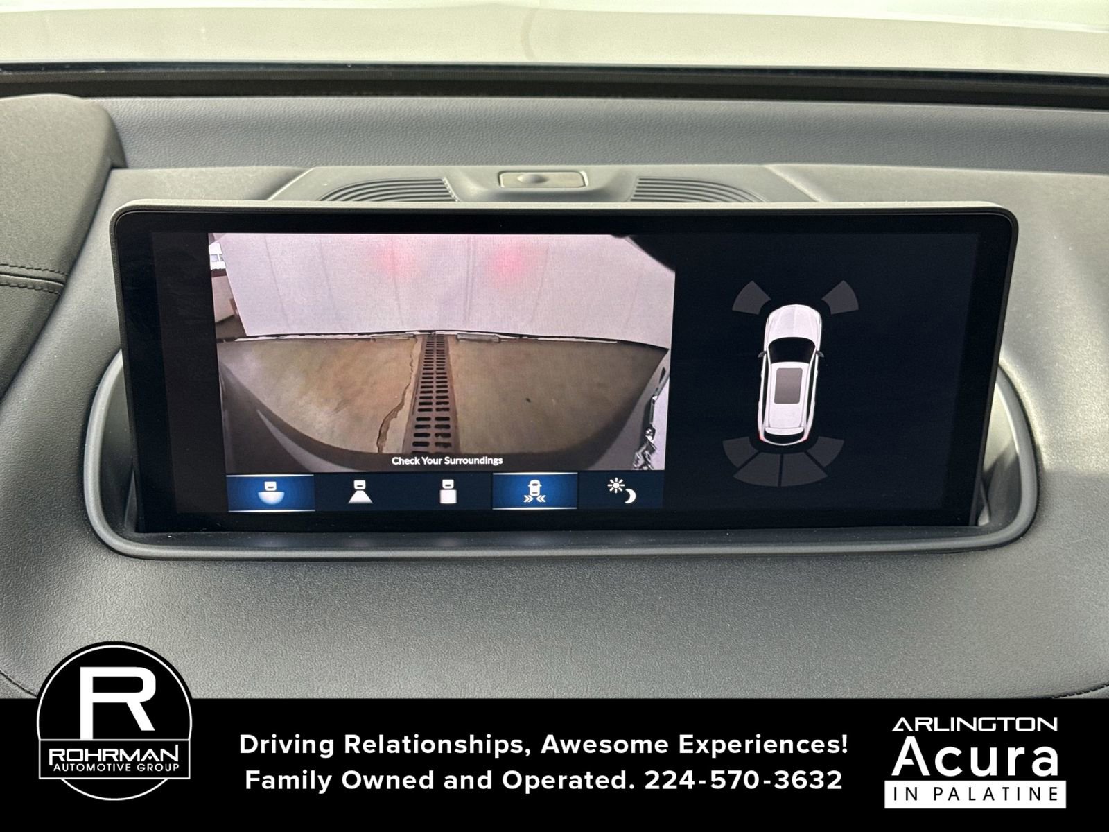 Used 2023 Acura MDX SH-AWD w/ Technology Package image 8