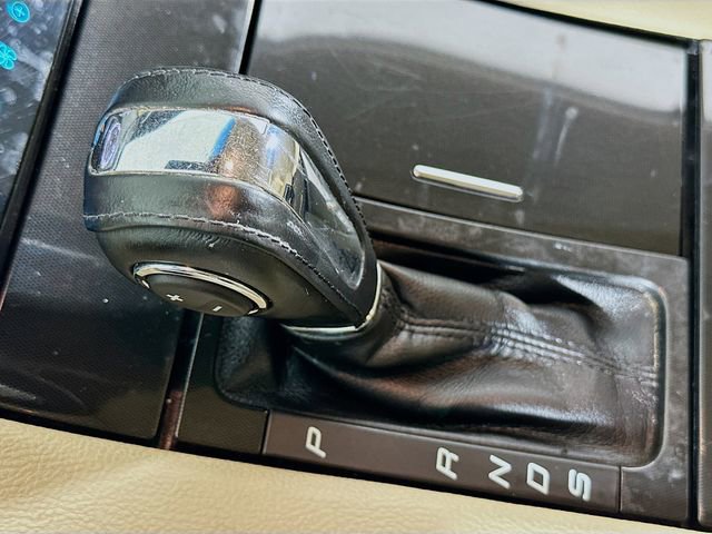 Used 2018 Ford Taurus Limited image 17