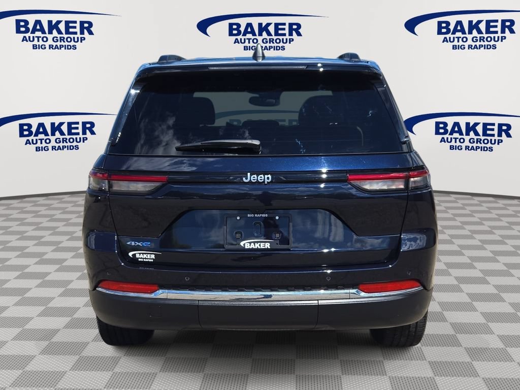 Used 2024 Jeep Grand Cherokee Limited 4xe AWD/4WD image 4