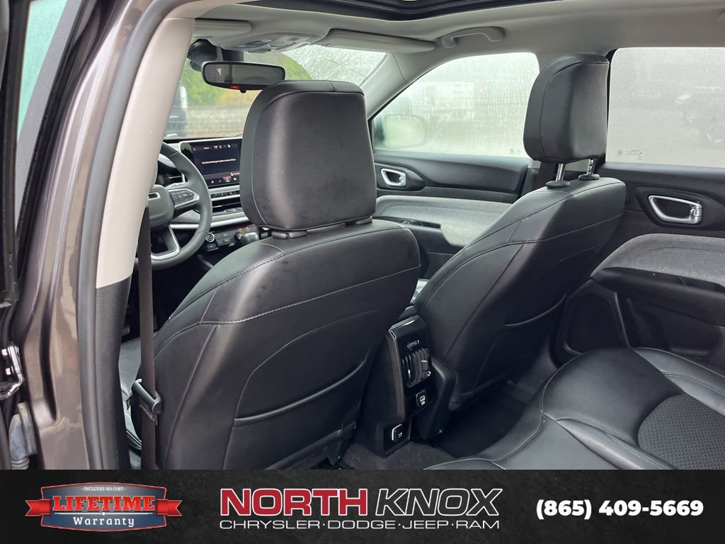 Used 2022 Jeep Compass Latitude w/ Sun and Sound Group image 10