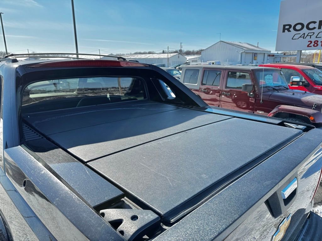 Used 2012 Chevrolet Avalanche LT image 38