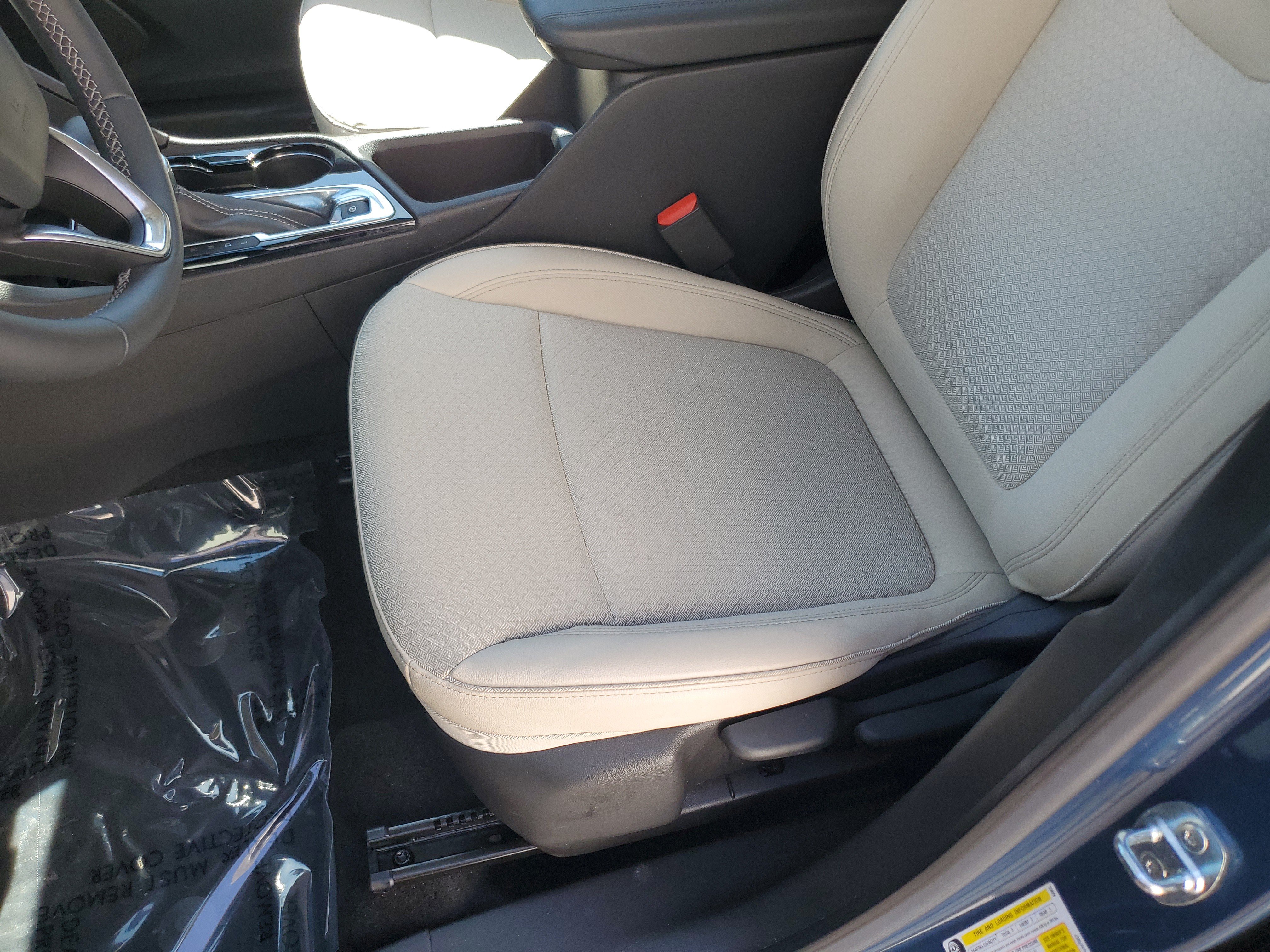 Used 2024 Buick Encore GX Preferred FWD image 19