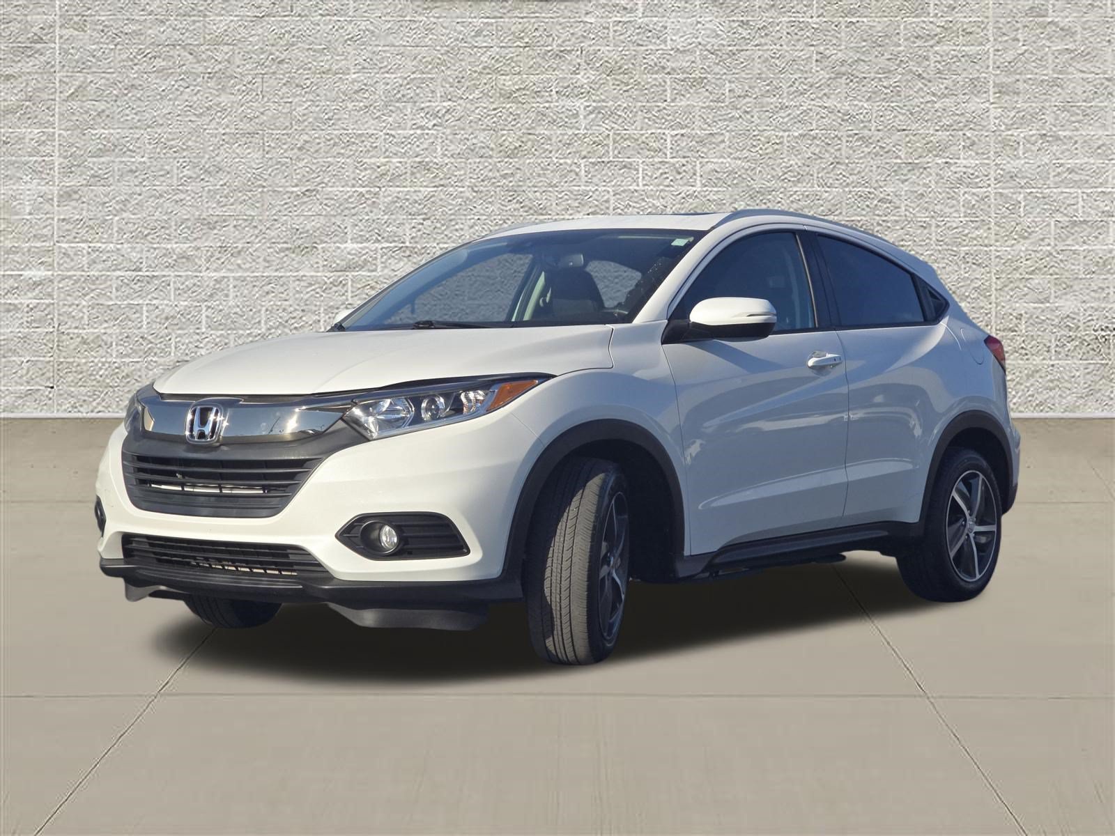 Used 2022 Honda HR-V EX-L image 3