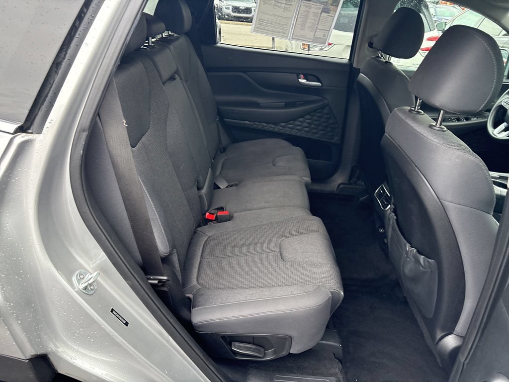 Used 2021 Hyundai Santa Fe SE FWD image 11