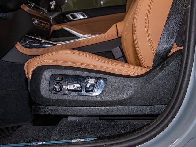 Certified 2025 BMW X7 xDrive40i w/ Executive Package image 15