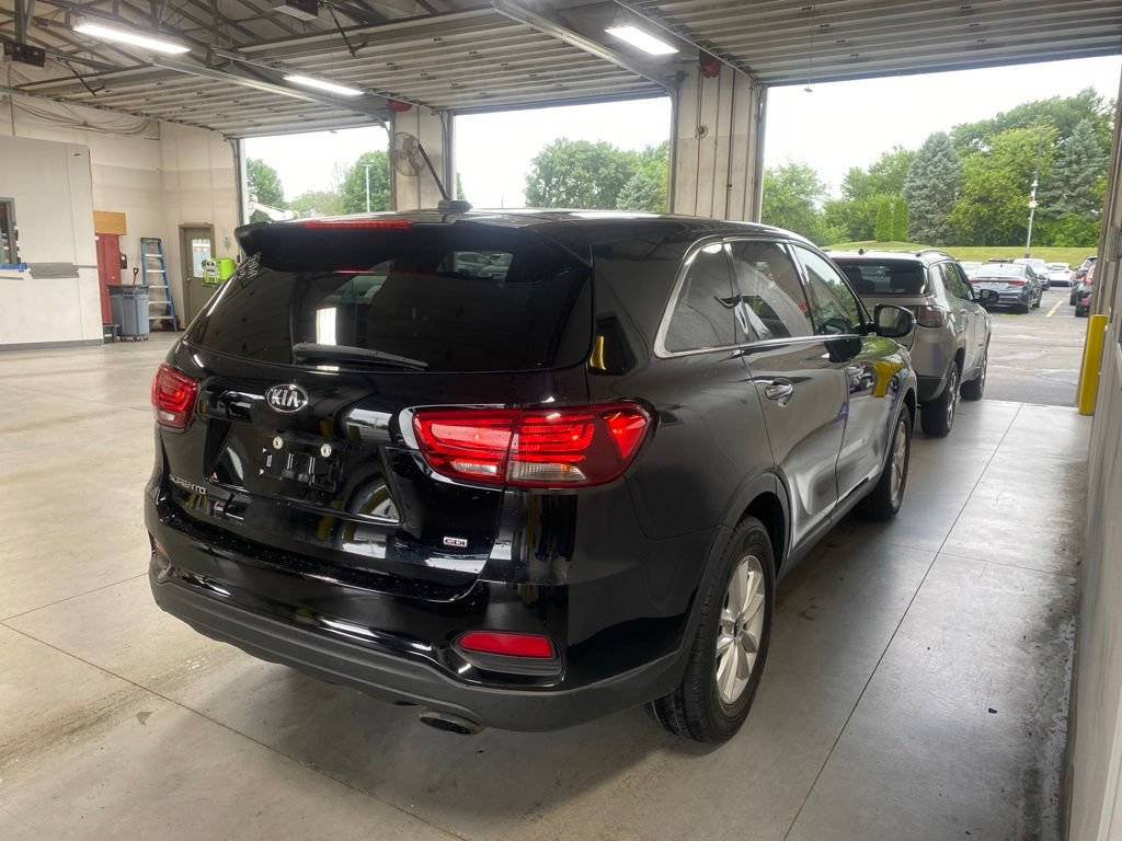 Used 2019 Kia Sorento L FWD image 4