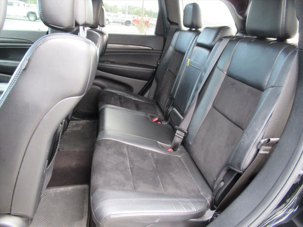 Used 2017 Jeep Grand Cherokee Altitude image 26