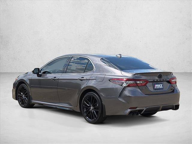 Used 2022 Toyota Camry XSE FWD image 8