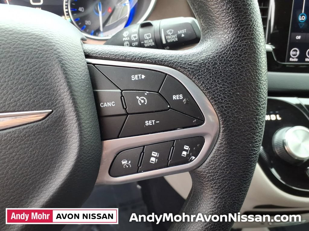 Used 2019 Chrysler Pacifica Touring Plus w/ Advanced Safetytec Group FWD image 20