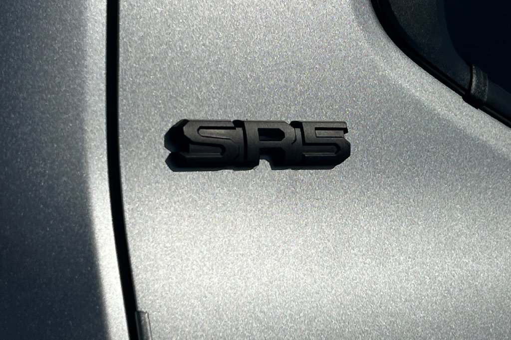 Certified 2025 Toyota Tacoma SR5 AWD/4WD image 29