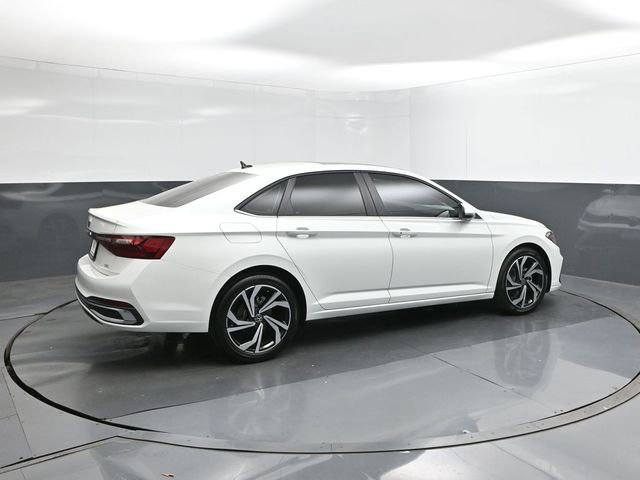 New 2026 Volkswagen Jetta SEL image 11