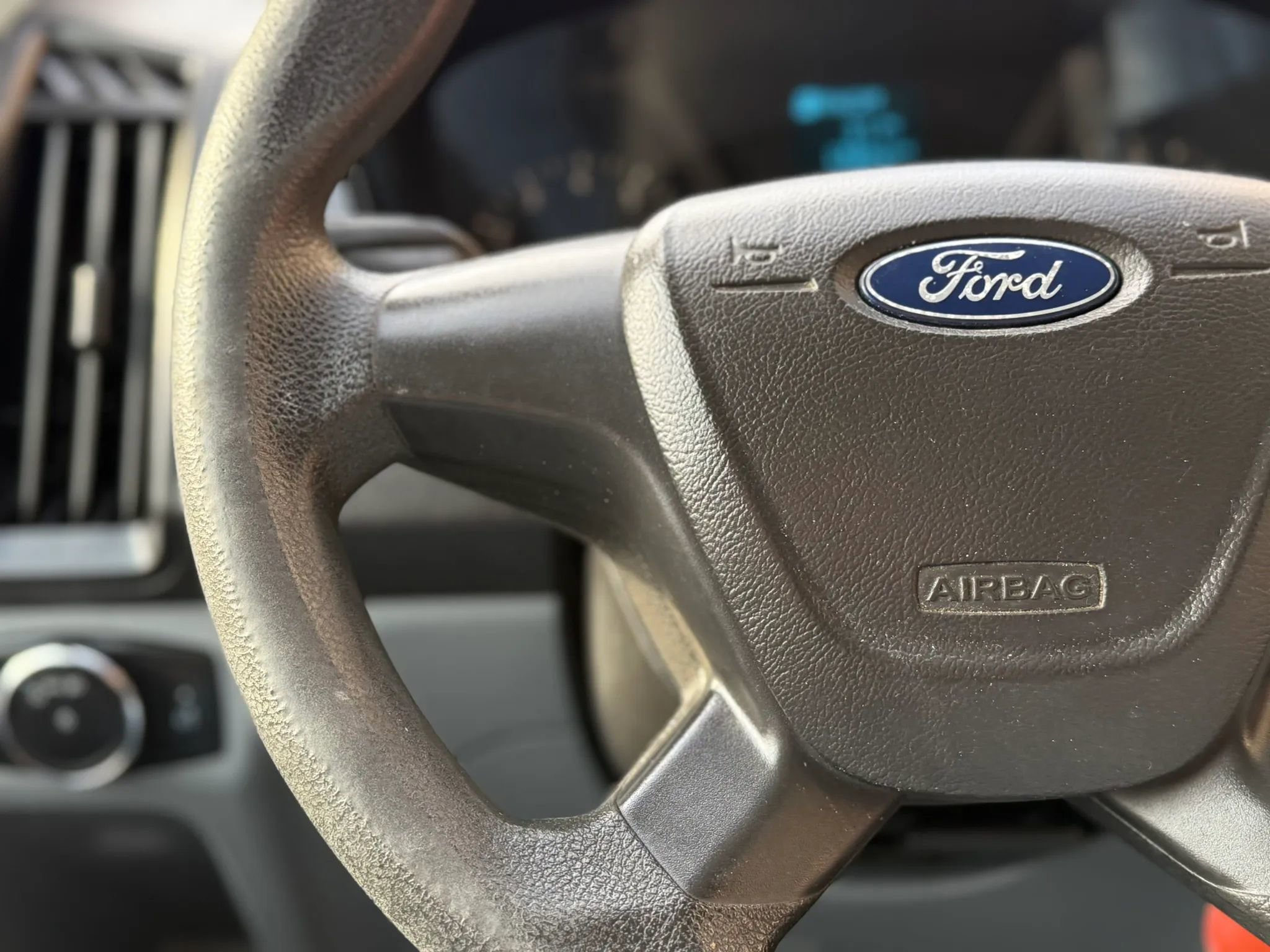 Used 2019 Ford Transit 150 148 Medium Roof image 18