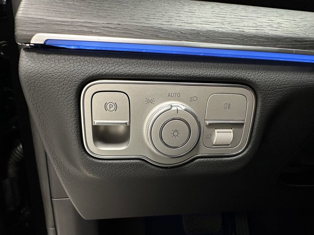 Certified 2025 Mercedes-Benz GLE 350 GLE 350 image 36
