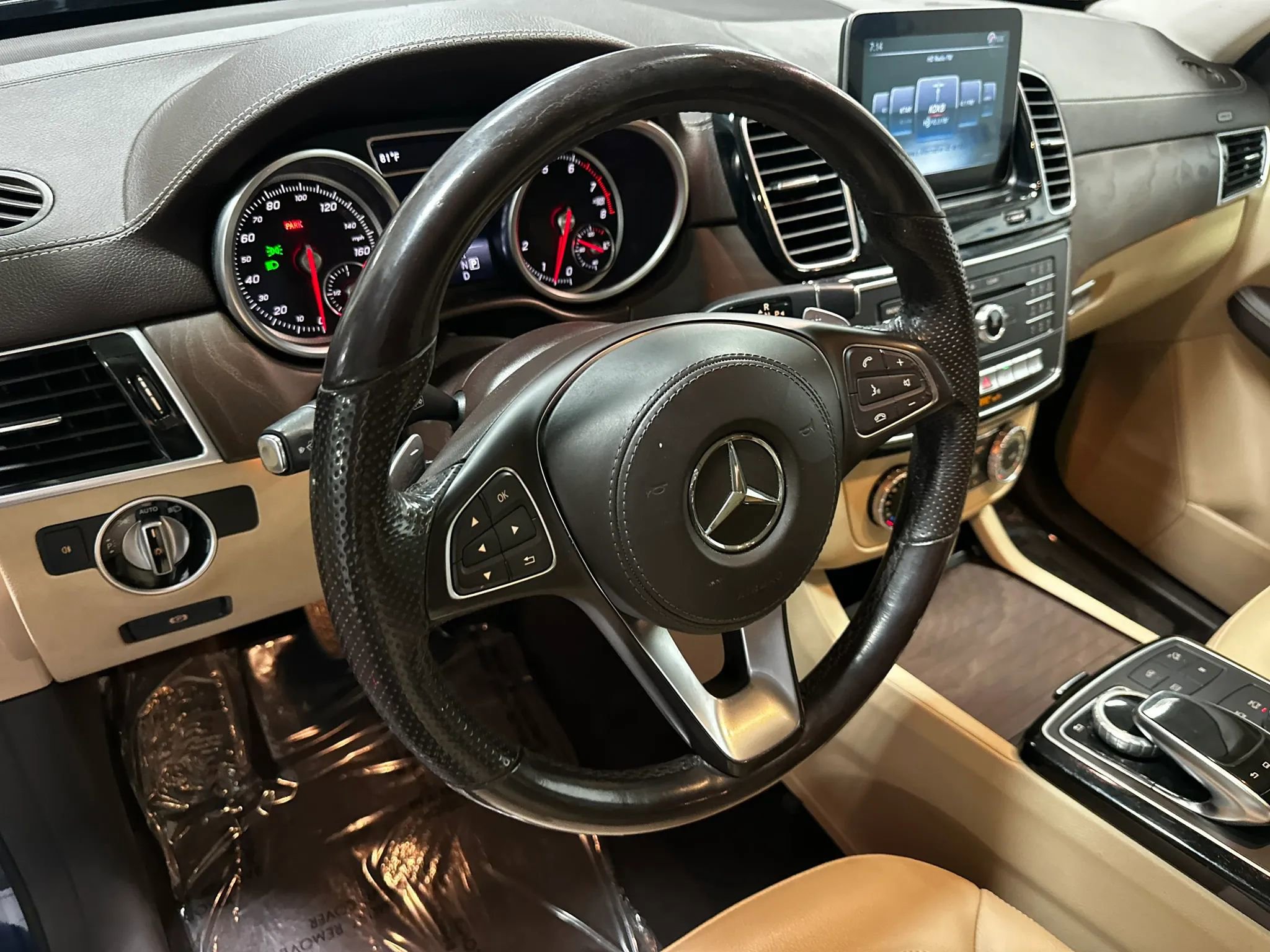 Used 2017 Mercedes-Benz GLS 450 4MATIC image 9