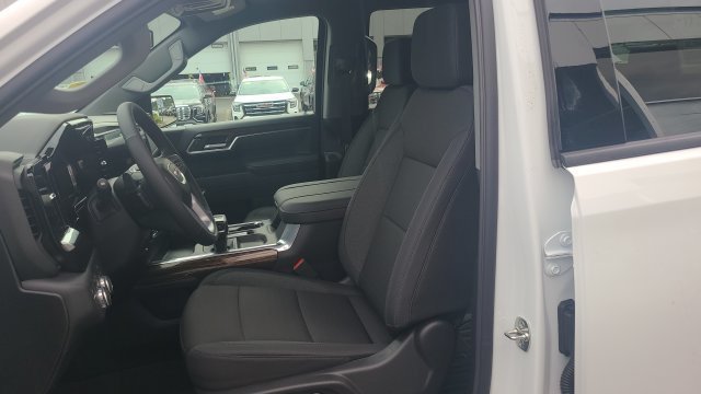 New 2026 GMC Sierra 1500 Elevation w/ X31 Off-Road Package AWD/4WD image 13