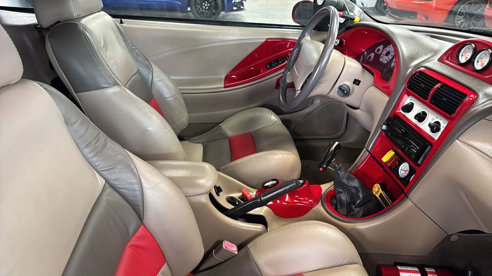 Used 1999 Ford Mustang Cobra RWD image 9