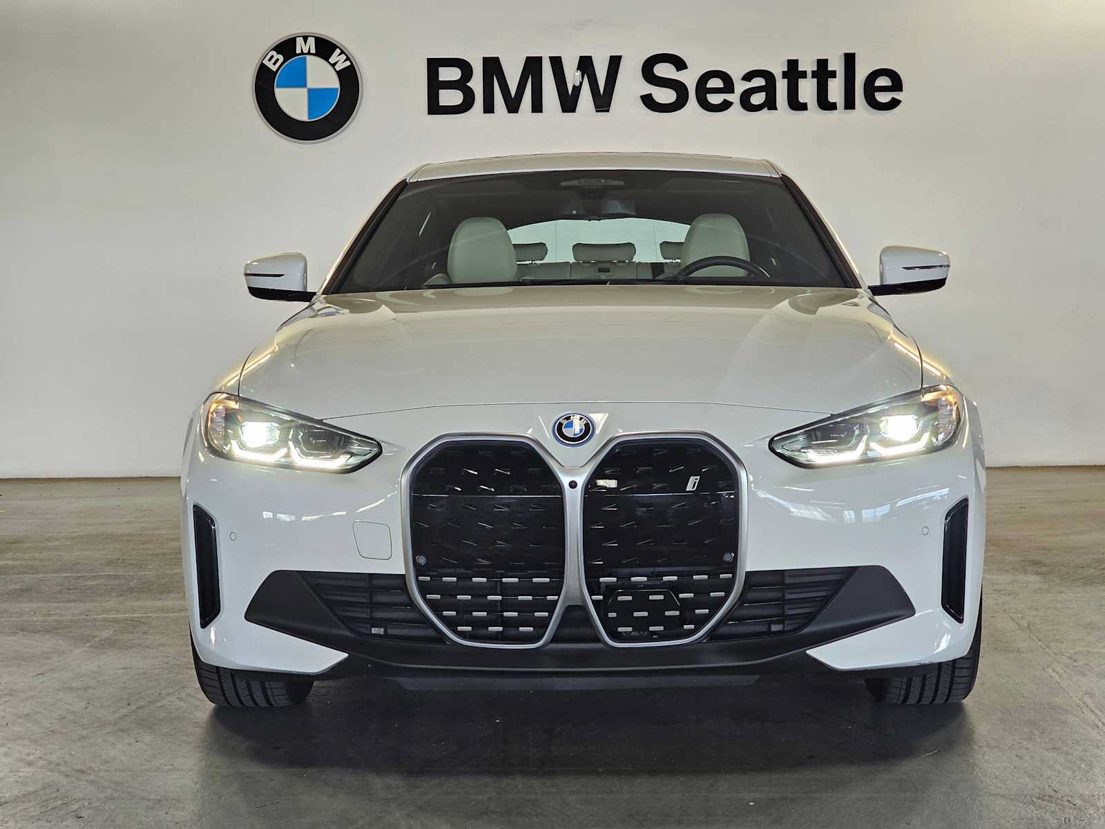 Certified 2023 BMW i4 eDrive35 RWD image 6