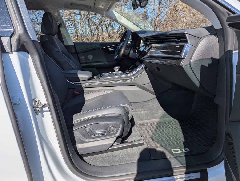 Used 2024 Audi Q8 Prestige image 29