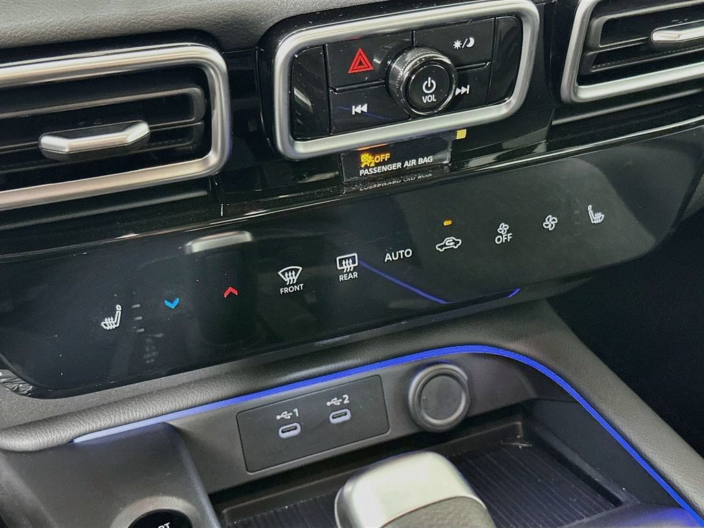 Certified 2026 Nissan Sentra SV w/ SV Convenience Package FWD image 21