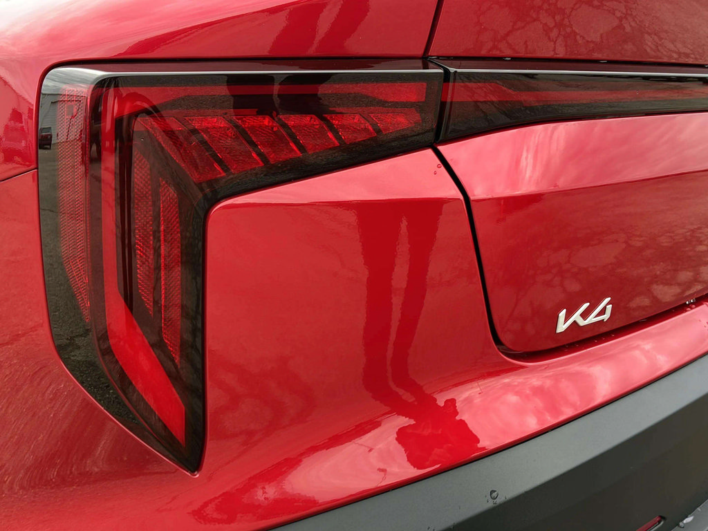 Used 2025 Kia K4 EX FWD image 14