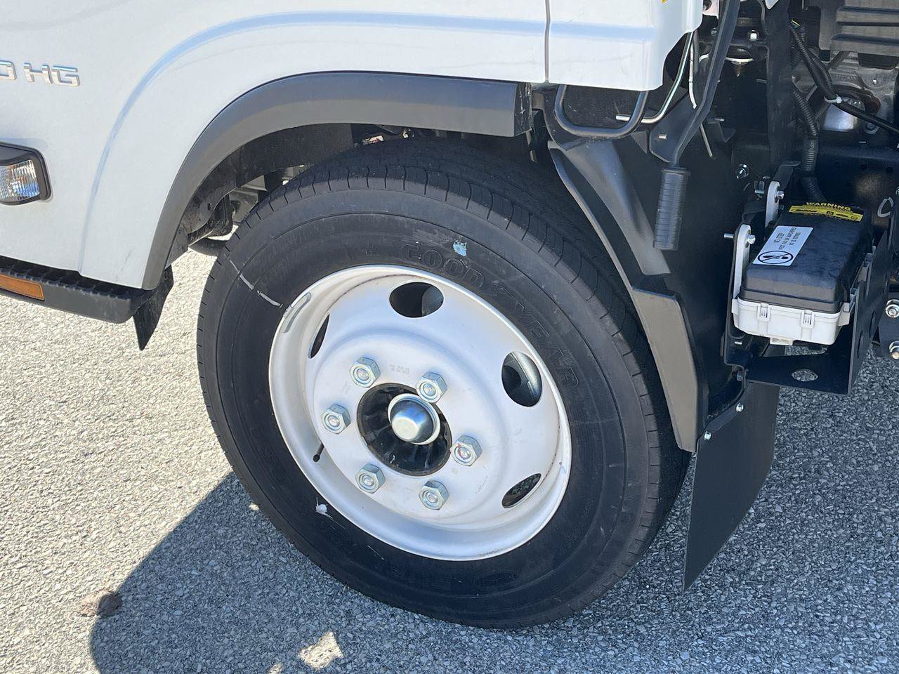 New 2024 Chevrolet Low Cab Forward RWD image 23