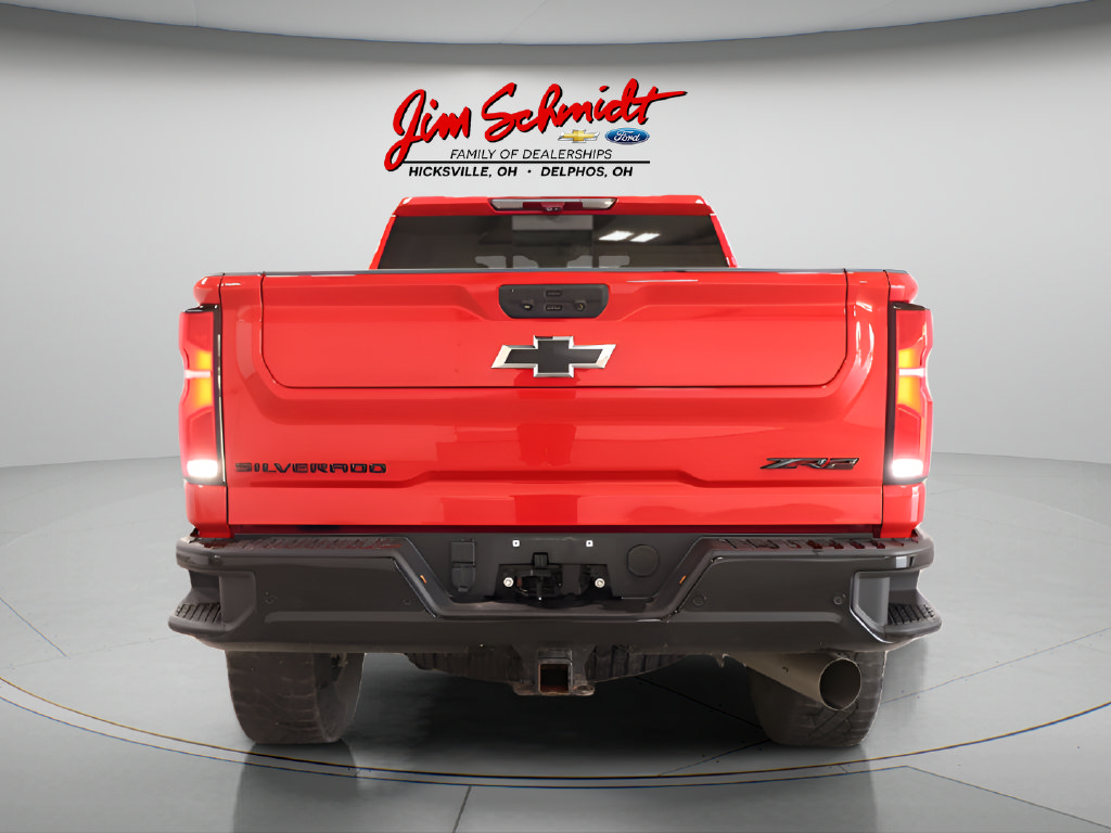 Used 2024 Chevrolet Silverado 2500 ZR2 AWD/4WD image 5