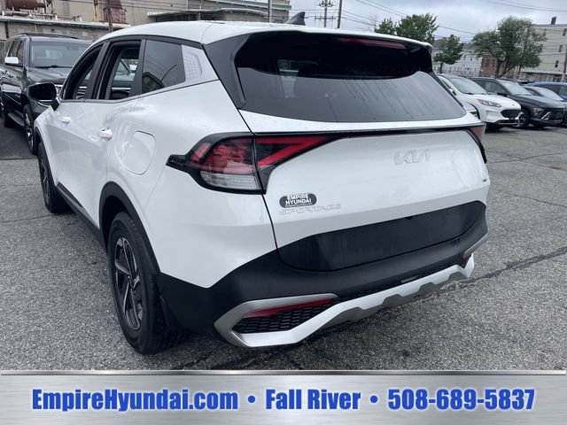 Used 2024 Kia Sportage LX AWD/4WD image 9