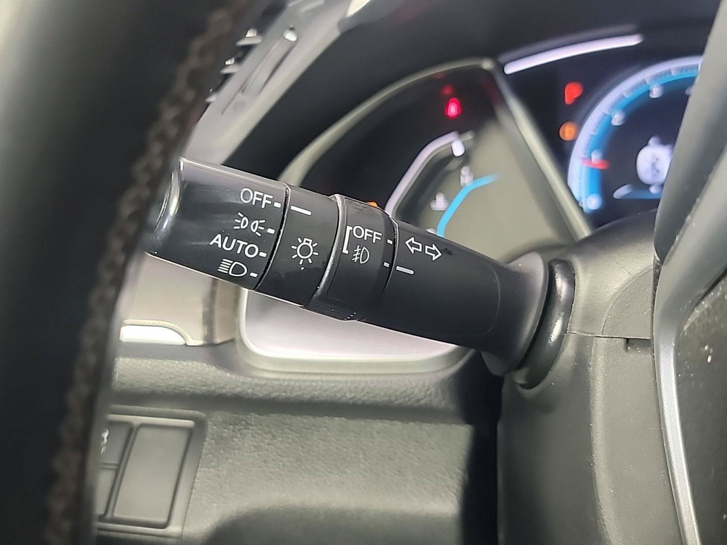 Certified 2019 Honda Civic EX image 27