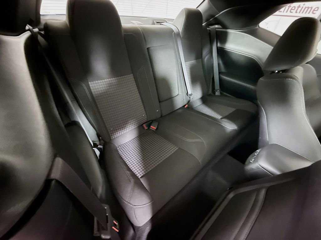 Used 2019 Dodge Challenger SXT w/ Driver Convenience Group image 28