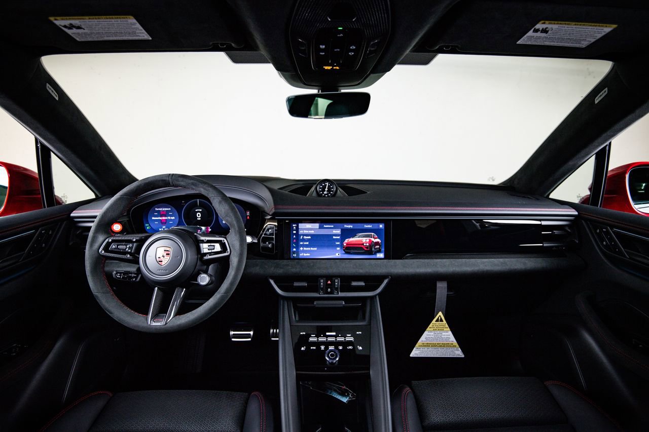 New 2026 Porsche Macan GTS Electric image 25