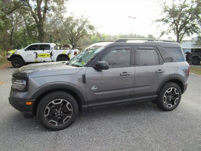 Used 2021 Ford Bronco Sport Outer Banks w/ Outer Banks Package (96D) image 4