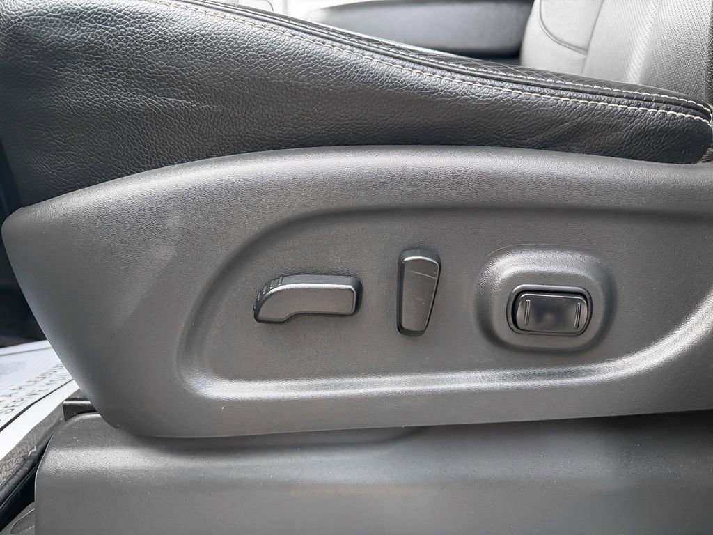 Used 2018 Nissan Titan PRO-4X w/ Pro-4x Convenience Package image 27