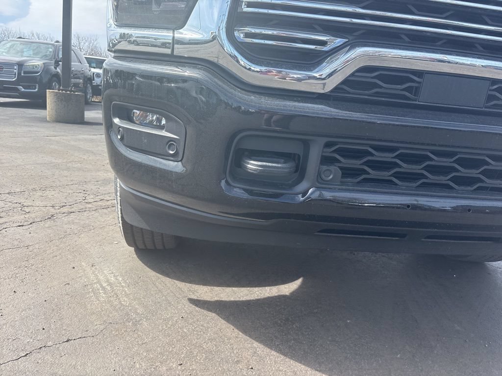 New 2026 RAM 2500 Laramie AWD/4WD image 12