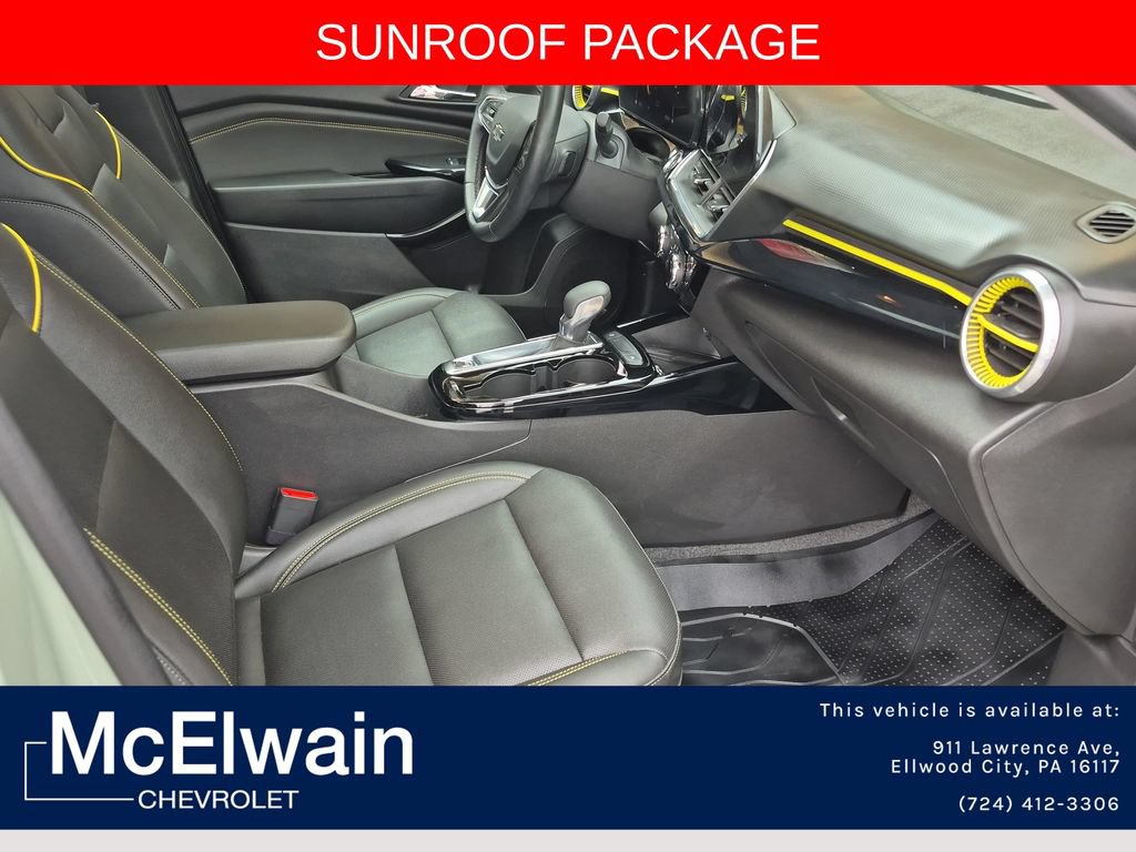 Used 2024 Chevrolet Trax ACTIV w/ Sunroof Package FWD image 32