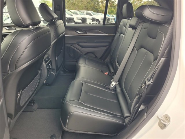 New 2025 Jeep Grand Cherokee Limited image 5