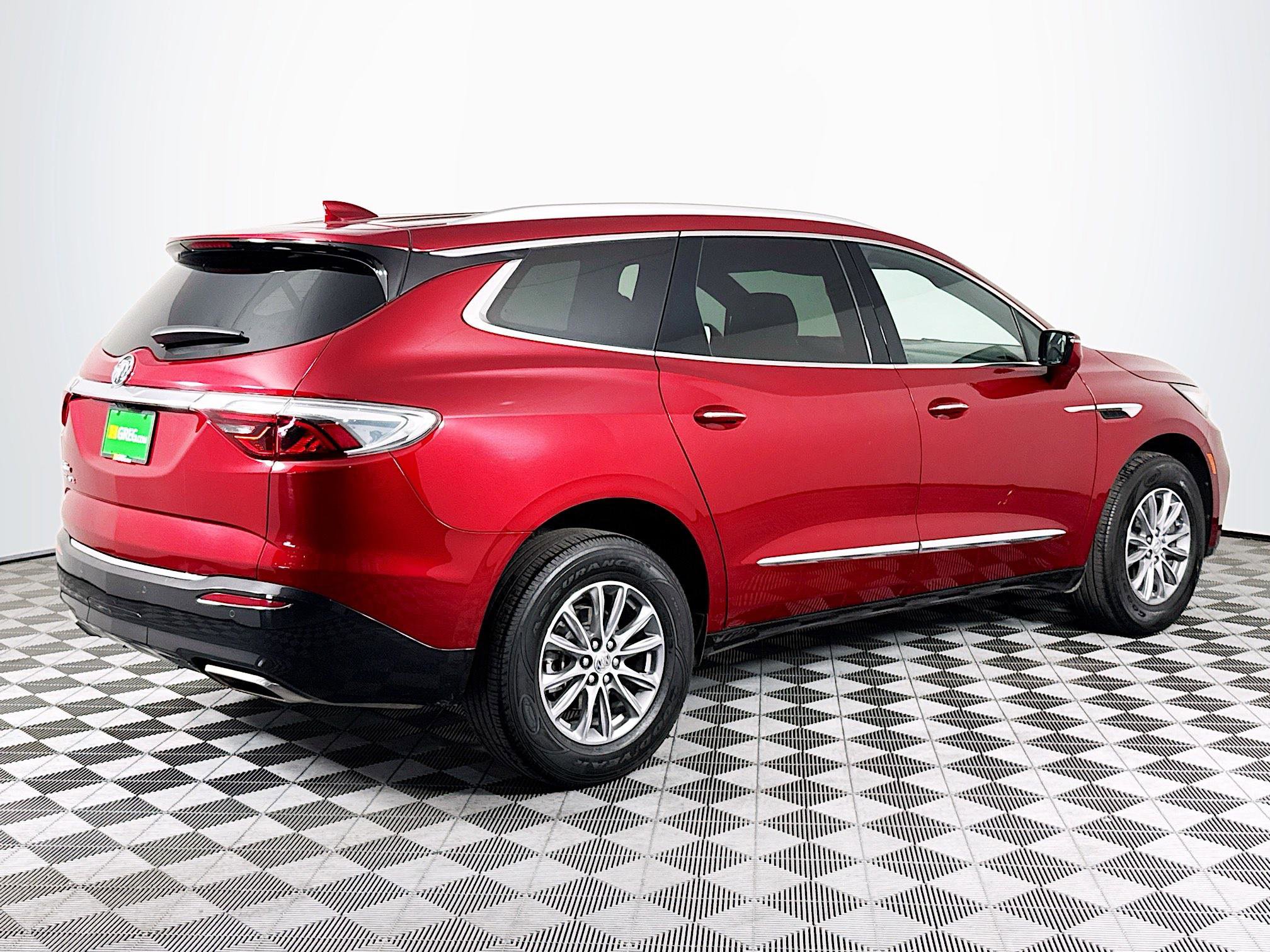 Used 2024 Buick Enclave Premium image 10