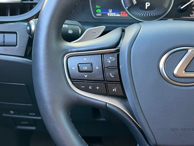 Used 2025 Lexus ES 300h w/ Premium Package FWD image 29
