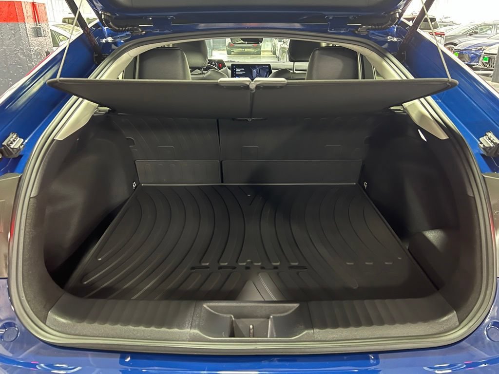 Certified 2023 Toyota Prius XLE FWD image 42