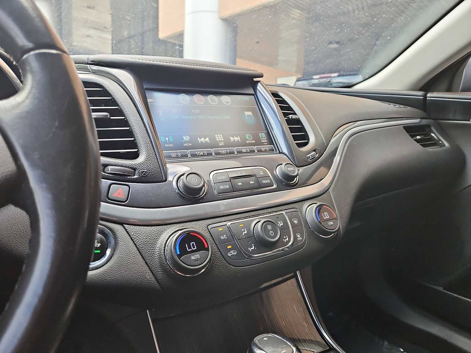 Used 2019 Chevrolet Impala LT image 27