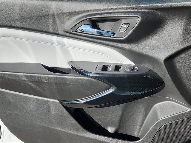 New 2026 Chevrolet Trax LT w/ Driver Confidence Package image 6