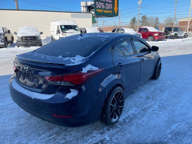 Used 2014 Hyundai Elantra SE w/ Option Group 02 image 5
