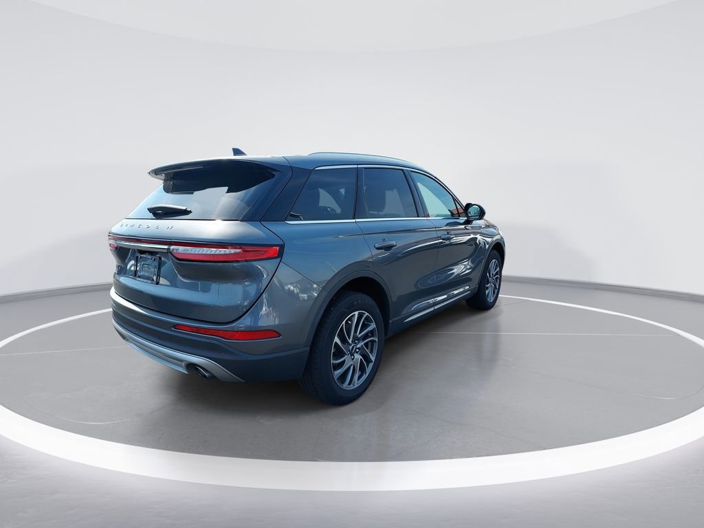 Used 2022 Lincoln Corsair AWD w/ Equipment Group 101A image 8