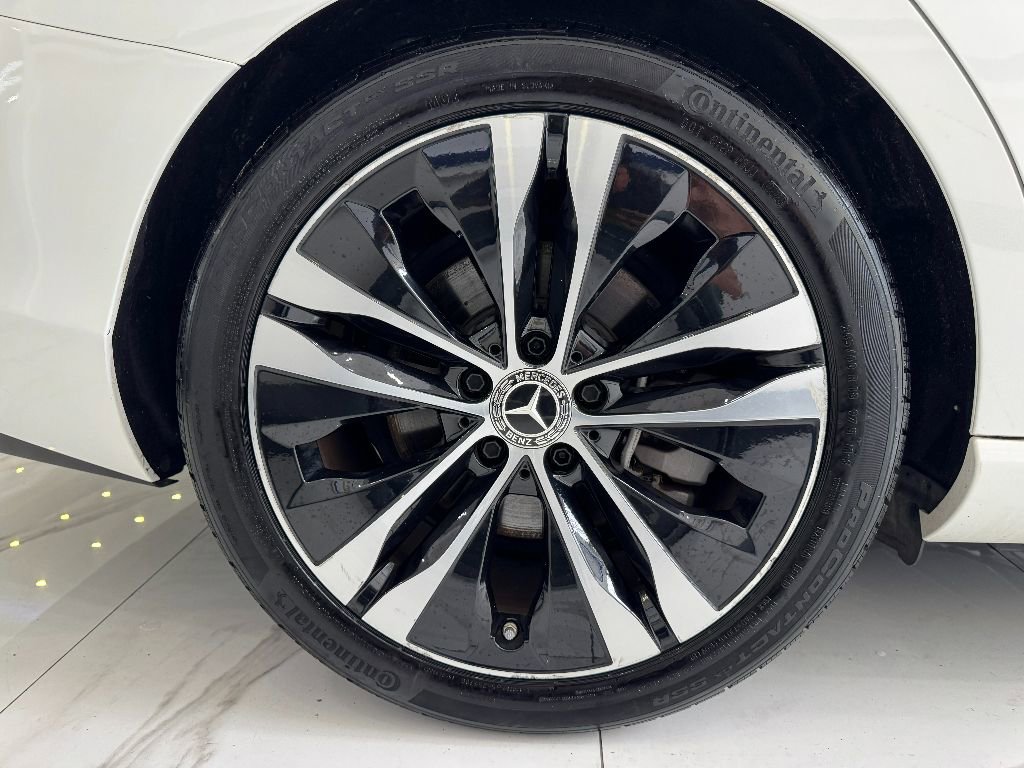Used 2022 Mercedes-Benz C 300 4MATIC Sedan image 9
